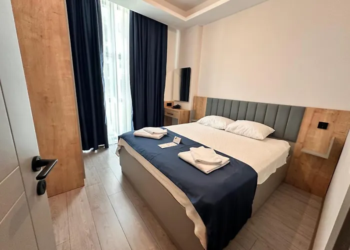 Silece Garden Uec Yatak Odali דירה אלאניה